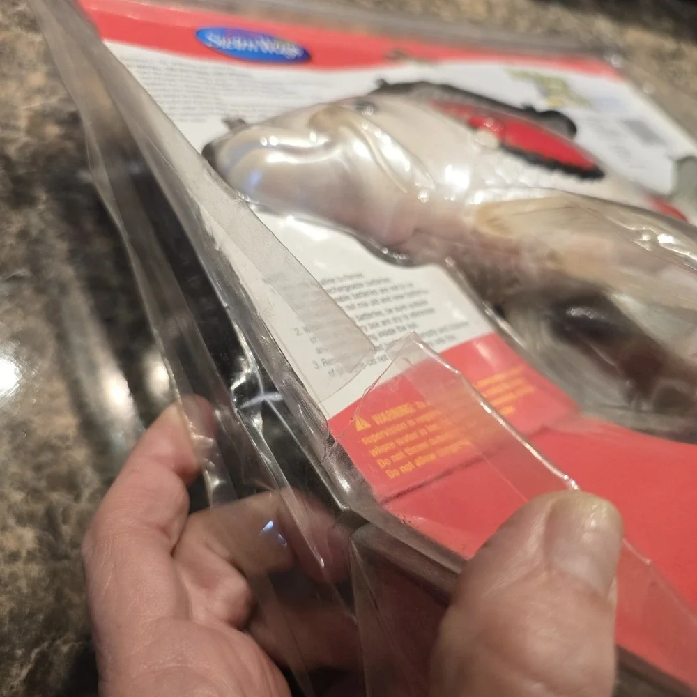 NOS Rainbow Reef Koi Swimming So Real You Think It's Alive‎ Pond Pool Action Toy